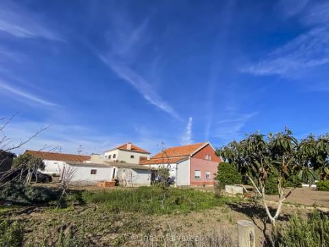 O SEGREDO MAIS EXCLUSIVO DE MELIDES: PROJETO APROVADO PARA MORADIA T4 DE LUXO EM LOTE DE 2.163 m²