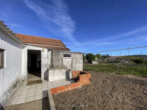 O SEGREDO MAIS EXCLUSIVO DE MELIDES: PROJETO APROVADO PARA MORADIA T4 DE LUXO EM LOTE DE 2.163 m²