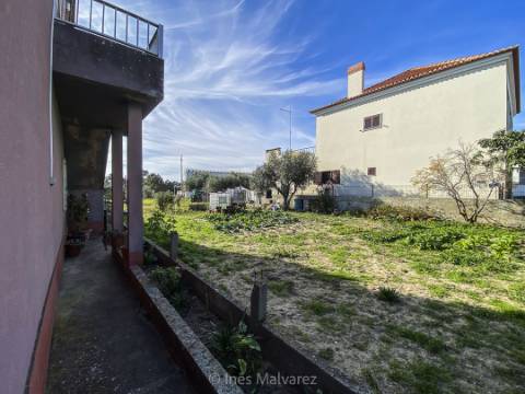 O SEGREDO MAIS EXCLUSIVO DE MELIDES: PROJETO APROVADO PARA MORADIA T4 DE LUXO EM LOTE DE 2.163 m²