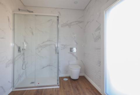 Moradia Isolada com Piscina na Sobreda da Caparica