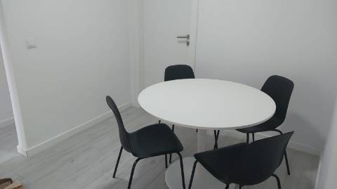 2 Moradias remodeladas na Ajuda com rentabilidade