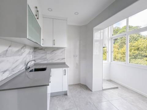 Apartamento T1 remodelado à venda em Arroios, Lisboa