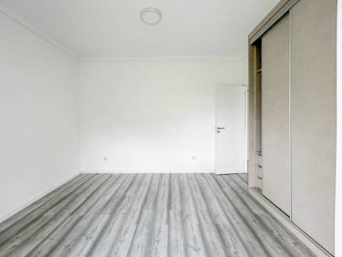 Apartamento T1 remodelado à venda em Arroios, Lisboa