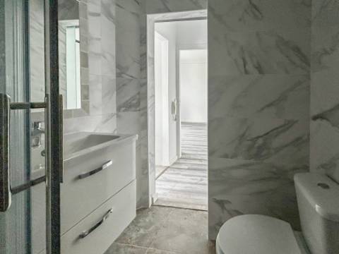 Apartamento T1 remodelado à venda em Arroios, Lisboa