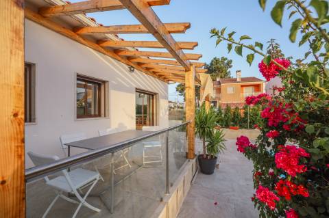 Moradia Isolada V3 + 1 em Azeitão