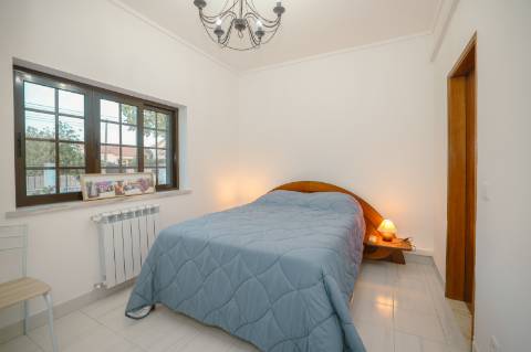 Moradia Isolada V3 + 1 em Azeitão