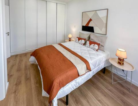 Apartamento T3 remodelado em Benfica, Lisboa
