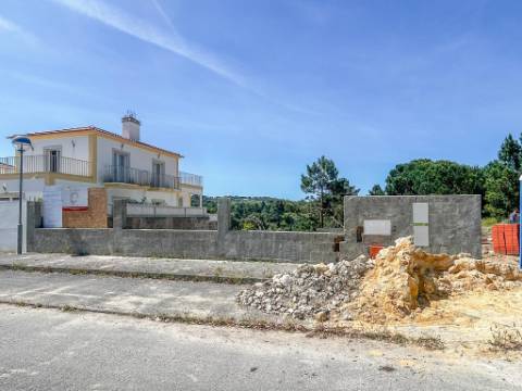 Moradia T3 Contemporânea em Construção | Sesimbra, Setúbal