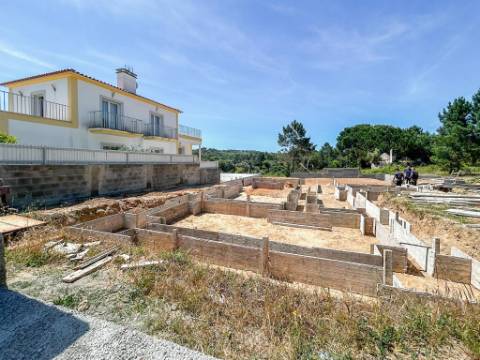 Moradia T3 Contemporânea em Construção | Sesimbra, Setúbal