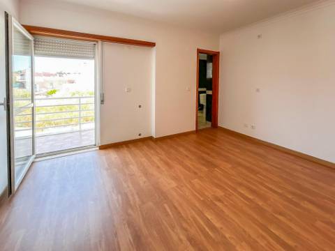 Moradia T4 na Cotovia, a 7 minutos da Praia de Sesimbra