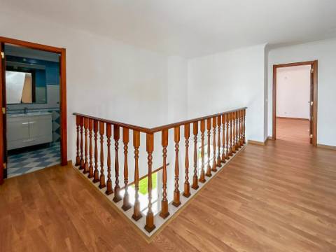 Moradia T4 na Cotovia, a 7 minutos da Praia de Sesimbra