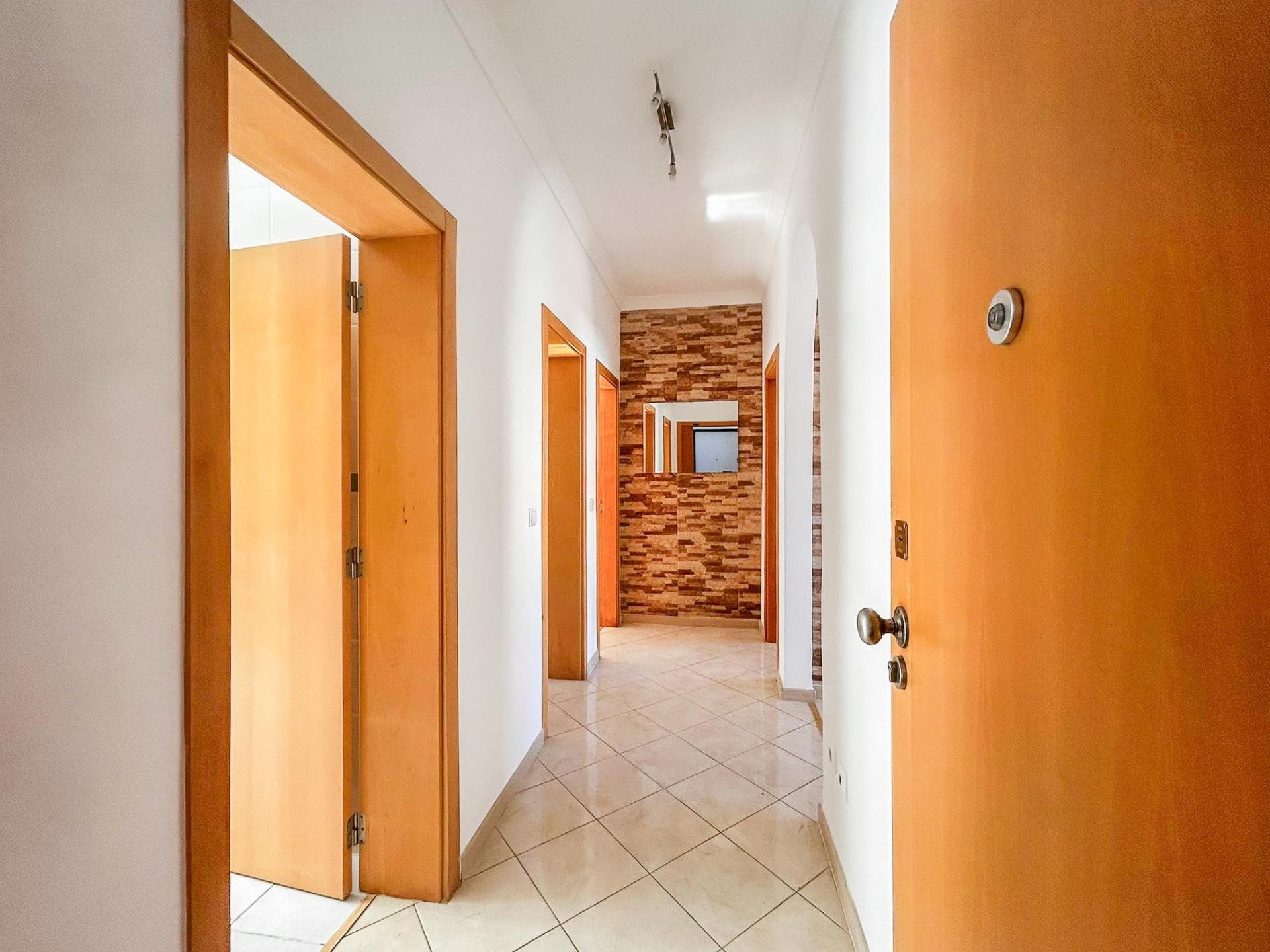 Apartamento T2 à venda no Alto do Seixalinho, Barreiro