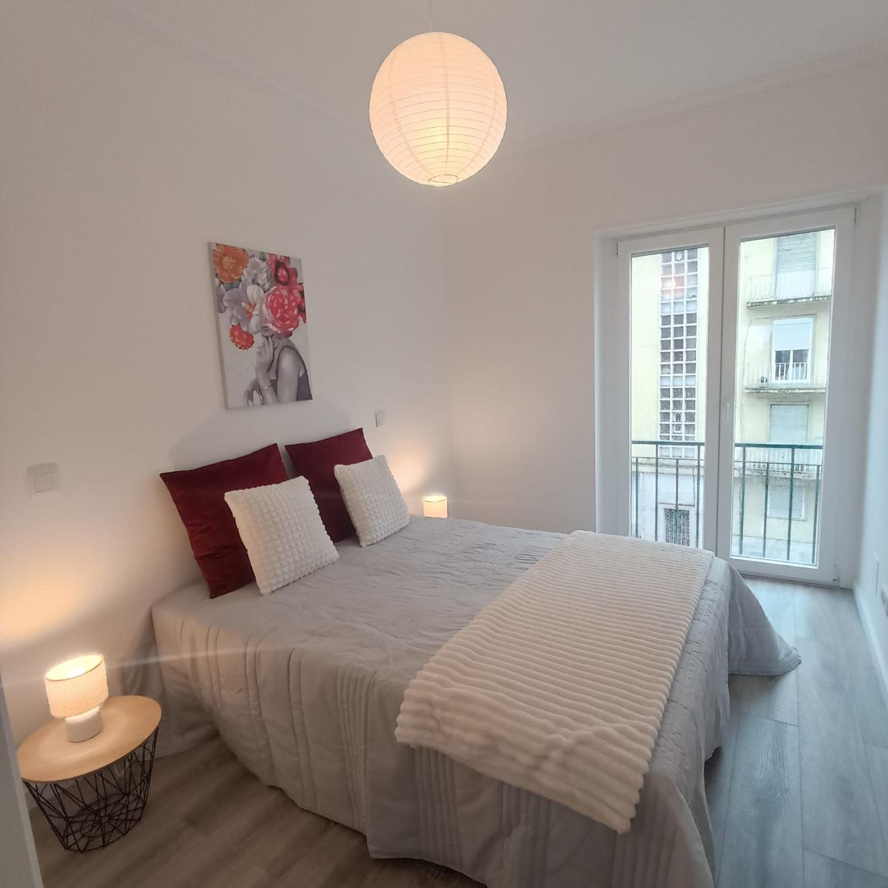 Apartamento T3 em Remodelação Total na Penha de França, Lisboa