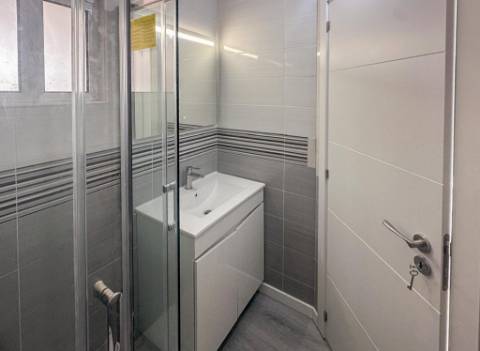 Apartamento T2 Remodelado na Pontinha - Pronto a Entrar!