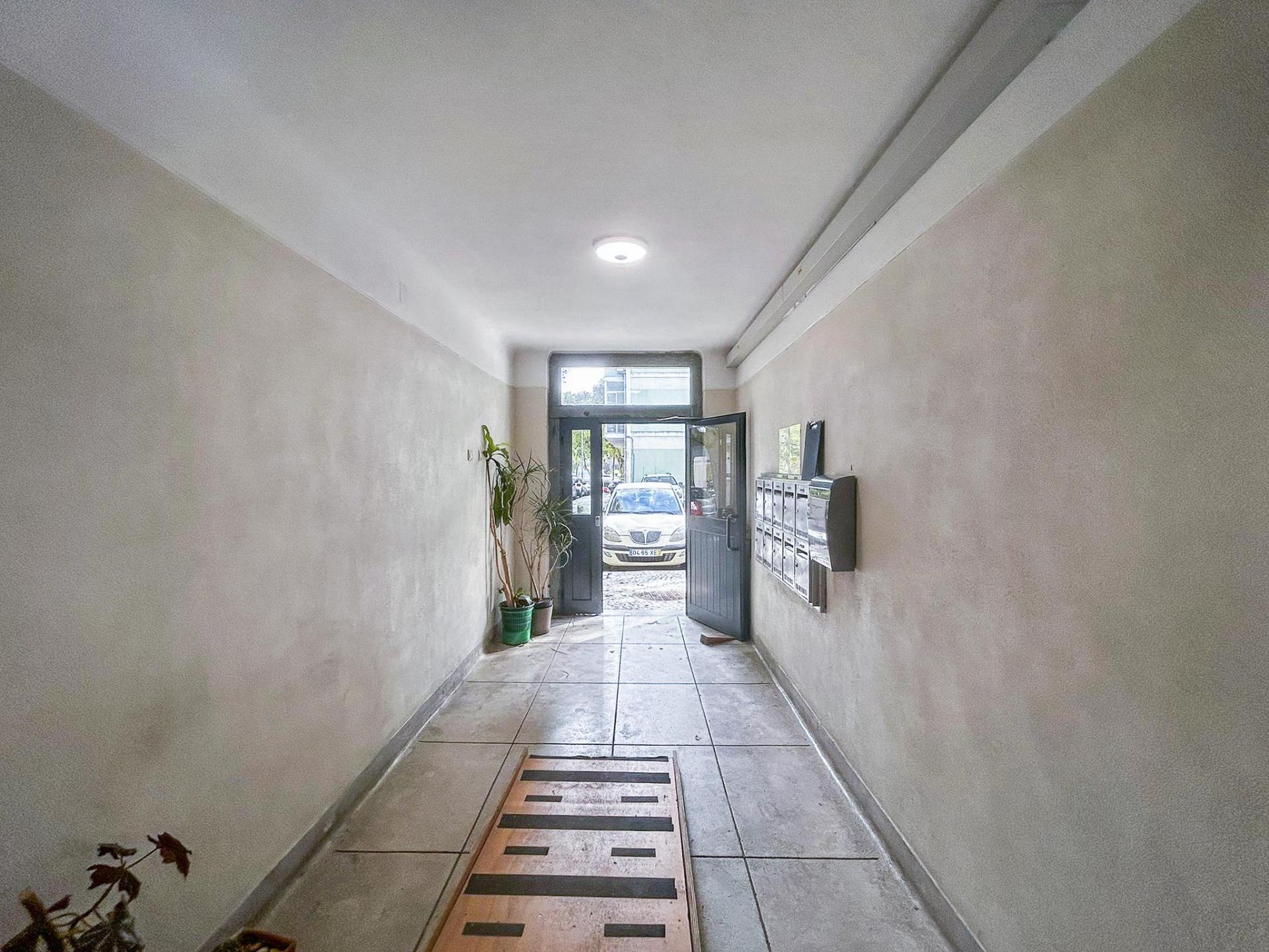 T2 à Venda em Benfica, Lisboa - Rua Atriz Maria Matos