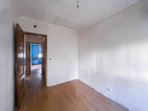 T2 à Venda em Benfica, Lisboa - Rua Atriz Maria Matos