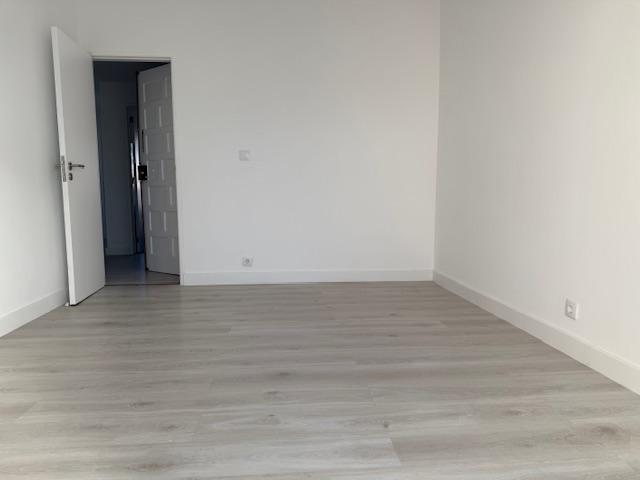 Apartamento T3 Remodelado no Centro de Setúbal - Pronto a Entrar
