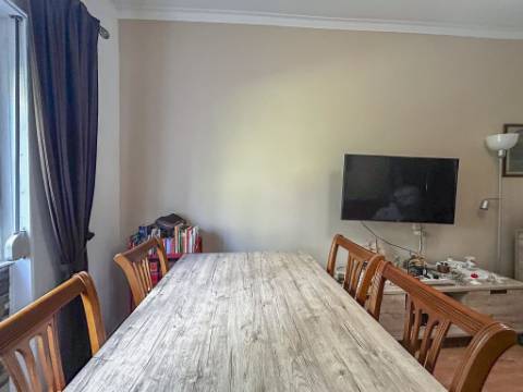 Apartamento T2 à venda em Santo António dos Cavaleiros