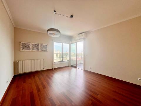 PARA ARRENDAR | APARTAMENTO T3 | ESTORIL -