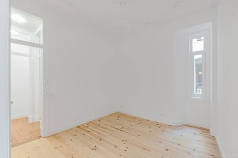 Para Venda | Apartamento T3+1 | Santa Maria Maior, Lisboa