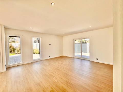 Para Venda | Moradia T5 | Areia, Cascais