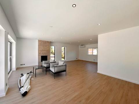 Para Venda | Moradia T5 | Areia, Cascais