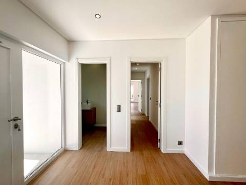 Para Venda | Moradia T5 | Areia, Cascais