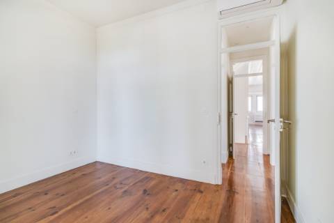 Para Venda | Apartamento T4 | Estoril