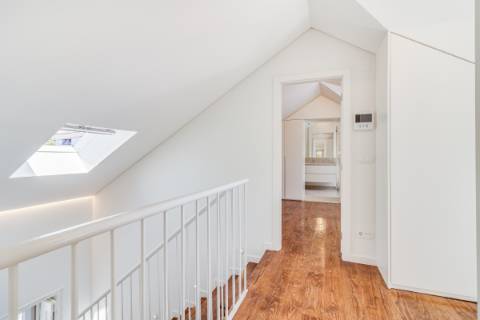 Para Venda | Apartamento T4 | Estoril