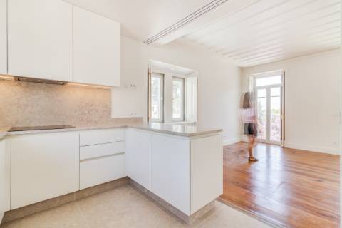 Para Venda | Apartamento T4 | Estoril