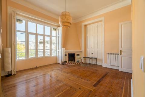 Para arrendar | Moradia Chalé T7 | Monte Estoril