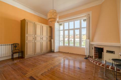 Para arrendar | Moradia Chalé T7 | Monte Estoril