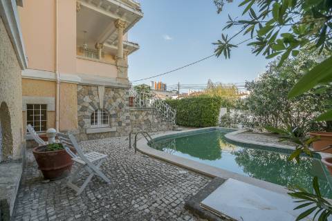 Para arrendar | Moradia Chalé T7 | Monte Estoril