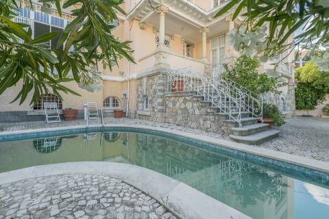 Para arrendar | Moradia Chalé T7 | Monte Estoril