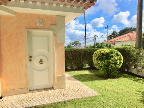 Para arrendar | Moradia T5 | Estoril