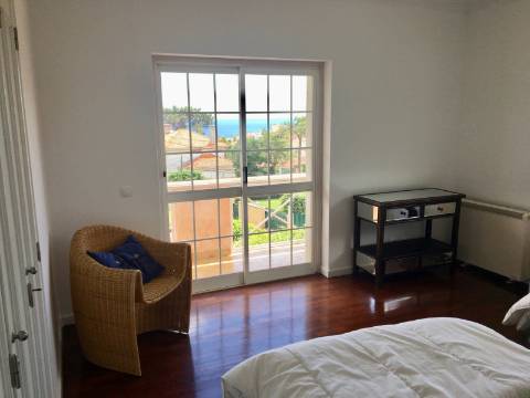 Para arrendar | Moradia T5 | Estoril