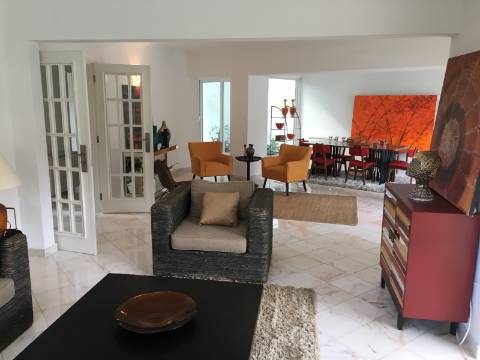 Para arrendar | Moradia T5 | Estoril