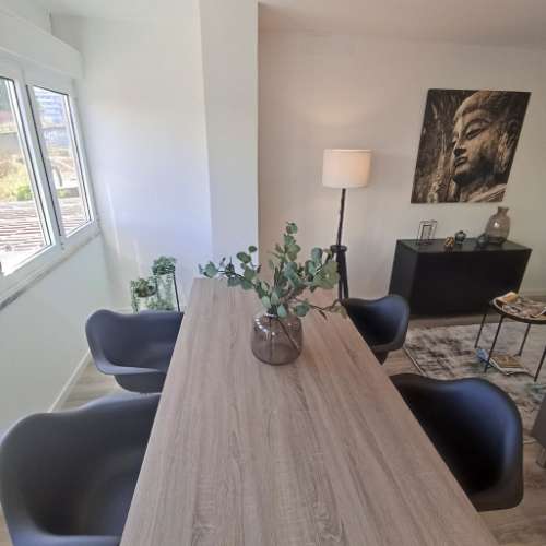 T2 BENFICA TOTALMENTE REMODELADO (MUITO BOM GOSTO)