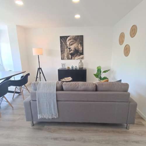 T2 BENFICA TOTALMENTE REMODELADO (MUITO BOM GOSTO)