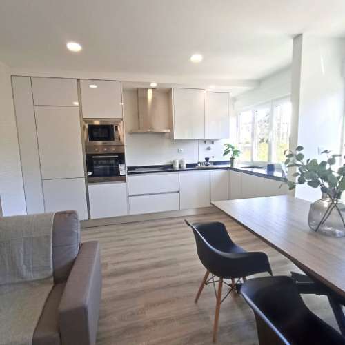 T2 BENFICA TOTALMENTE REMODELADO (MUITO BOM GOSTO)