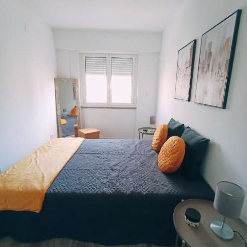 Soberbo T2 totalmente remodelado e cozinha totalmente equipada a curta distância da Estação CP Benfica