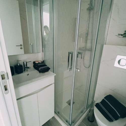 Soberbo T2 totalmente remodelado e cozinha totalmente equipada a curta distância da Estação CP Benfica