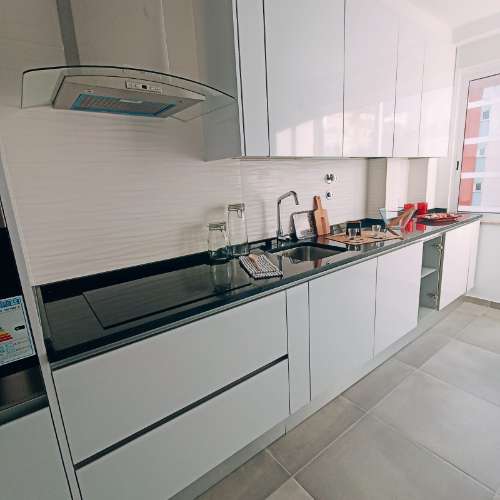 A 2 MINUTOS DE SETE RIOS T2+1 COMPLETAMENTE REMODELADO E COZINHA EQUIPADA