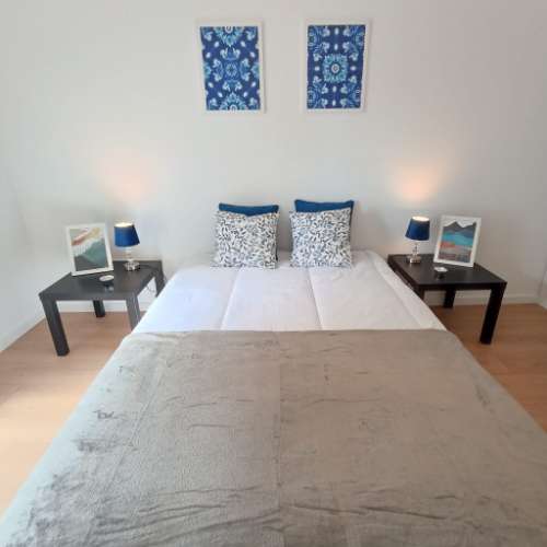 EXCELENTE T4/3 LOCALIZADO EM BENFICA A 600 METROS DA AVENIDA DE URUGUAI, TOTALMENTE REMODELADO, EQUIPADO E MOBILADO