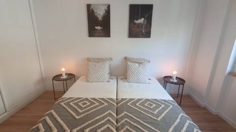 O T3 MAIS BARATO EM BENFICA, TOTALMENTE REMODELADO EM EDIFICIO COM ELEVADOR