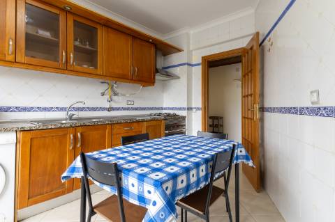 T3 PARA ARRENDAMENTO EM QUARTOS SITUADO A 2 MINUTOS APÉ DA ESTAÇÃO DE COMBOIO DE ALHOS VEDROS E A 30 MINUTO DE LISBOA