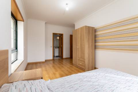 T3 PARA ARRENDAMENTO EM QUARTOS SITUADO A 2 MINUTOS APÉ DA ESTAÇÃO DE COMBOIO DE ALHOS VEDROS E A 30 MINUTO DE LISBOA