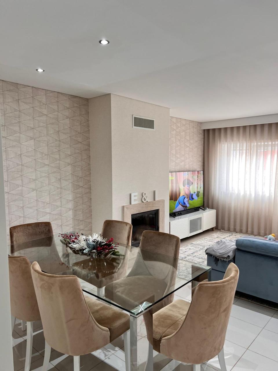 AMPLO T3 COM SUITE , PARQUEAMENTO E ARRECADAÇÃO, SAMOUCO