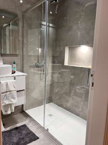 AMPLO T3 COM SUITE , PARQUEAMENTO E ARRECADAÇÃO, SAMOUCO