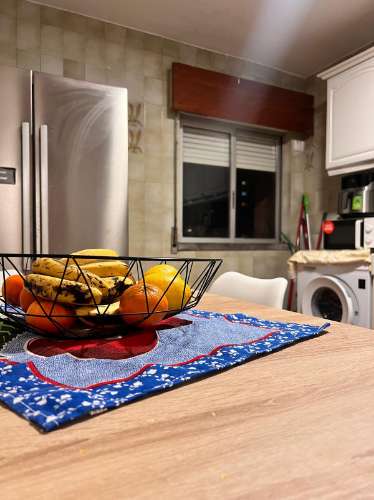 Apartamento T2 no seu estado geral bem conservado situado a 3 minutos a pé da Estação de Comboio das Mercês